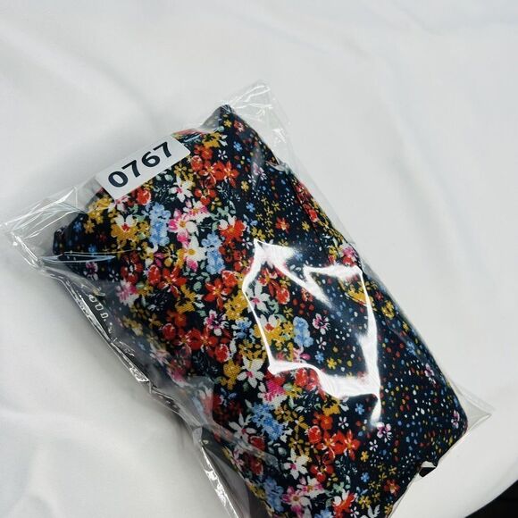 Eden & Olivia M Black Floral Flower Button Down Top Comfy Roll Up Sleeves 0767 - Picture 13 of 13